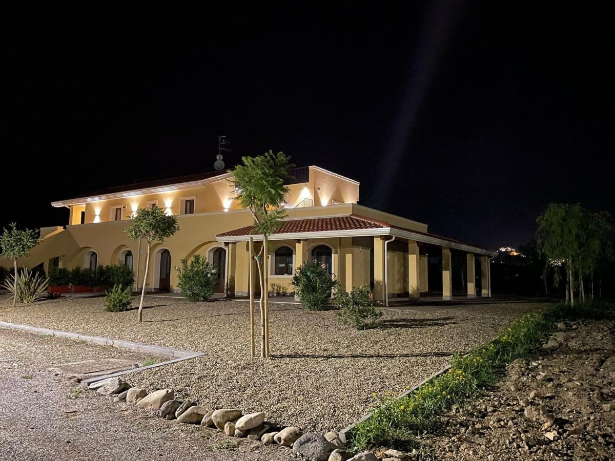 Minissale Farmhouse Калатабиано Екстериор снимка